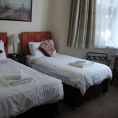 Ascot House 4* Йорк