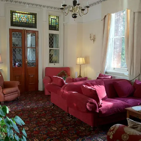 Guest house Ascot House