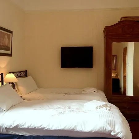 ゲストハウス アスコット ハウス