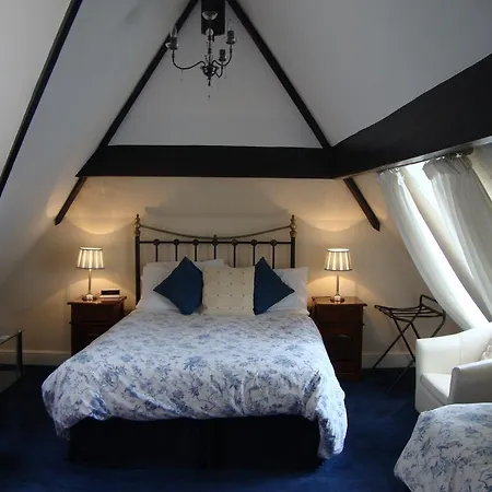 アスコット ハウス ゲストハウス