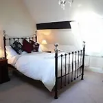 Ascot House 4* York