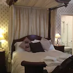 Ascot House Гостевой дом 4*