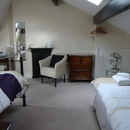 Ascot House بيت ضيافة يورك